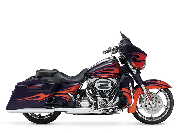 2015 Harley-Davidson FLHXSE CVO Street Glide 