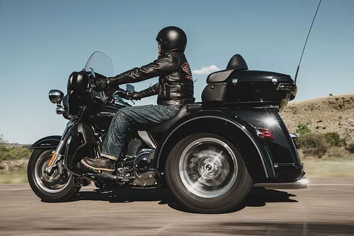 2016 Harley-Davidson Trike Tri Glide Ultra Review