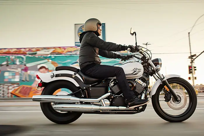 2016 Yamaha V-Star 650 Custom 