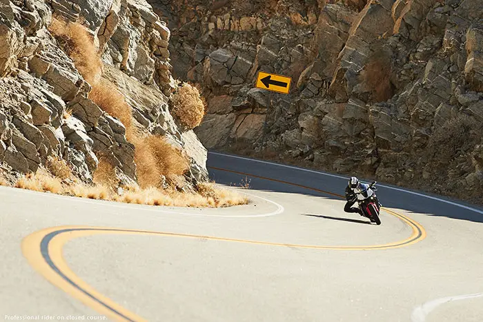 2016 Yamaha YZF-R1S 