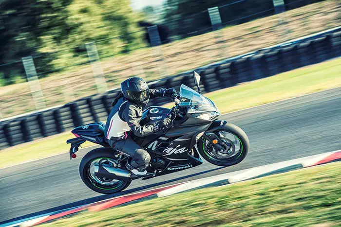 2017 Kawasaki Ninja 300 ABS Winter Test Edition