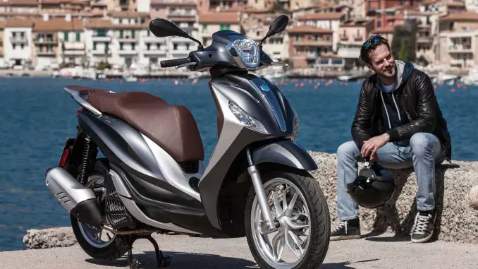 2017-Piaggio-Medley-125-ABS-IGET1