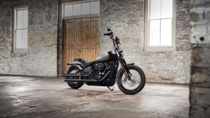 2018-Harley-Davidson-Street-Bob1 2018 Harley-Davidson Street Bob