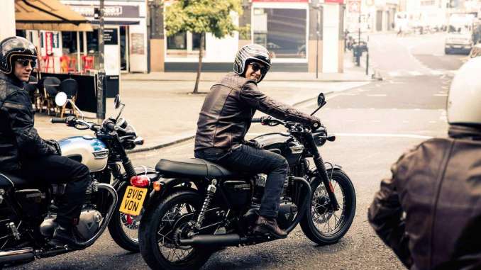 2018-Triumph-Bonneville-T100c 2018 Triumph Bonneville T100
