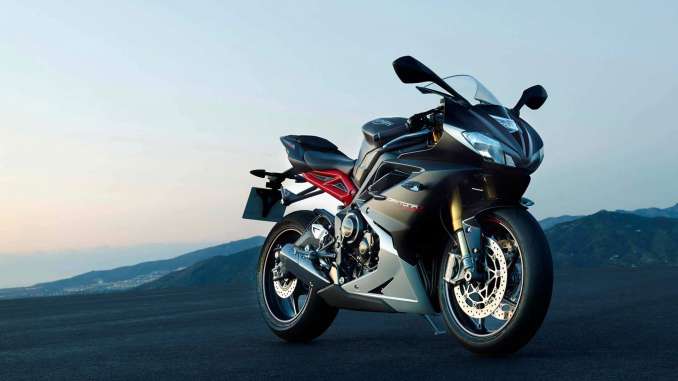 2018-Triumph-Daytona-675R2 2018 Triumph Daytona 675R