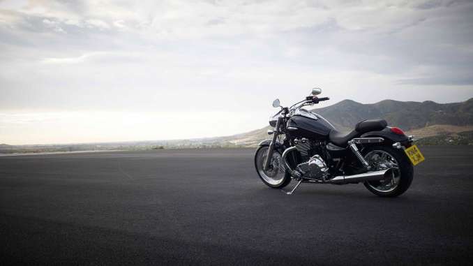 2018-Triumph-Thunderbird2 2018 Triumph Thunderbird
