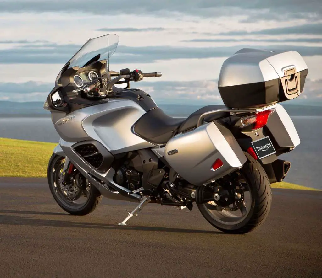 triumph trophy se