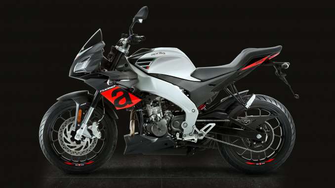 2018-Aprilia-Tuono-125a 2018 Aprilia Tuono 125