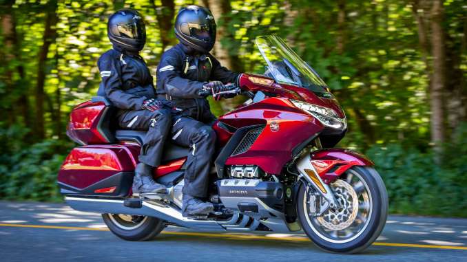 2018-Honda-Gold-Wing-Tour-Automatic-DCT4 2018 Honda Gold Wing Tour Automatic DCT