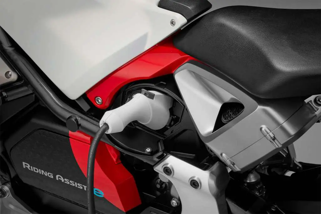 2018 Honda Riding Assist-e Concept
