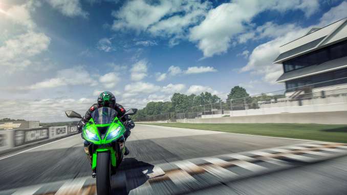 2018-Kawasaki-Ninja-ZX-6R-KRT1 2018 Kawasaki Ninja ZX-6R KRT