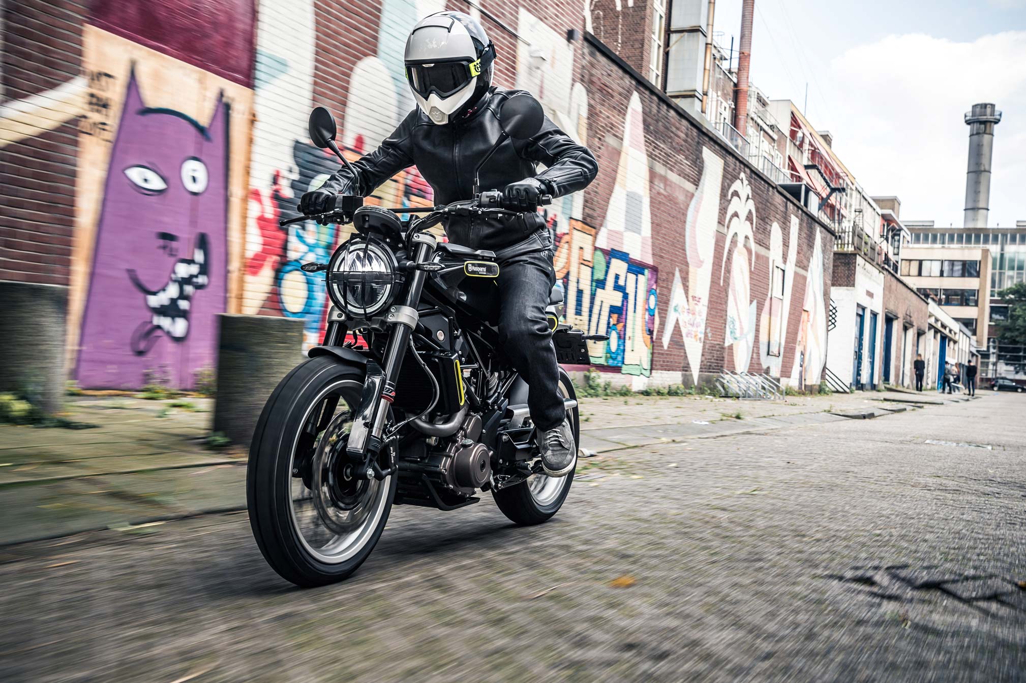 2018 Husqvarna Svartpilen 401 Review • Total Motorcycle