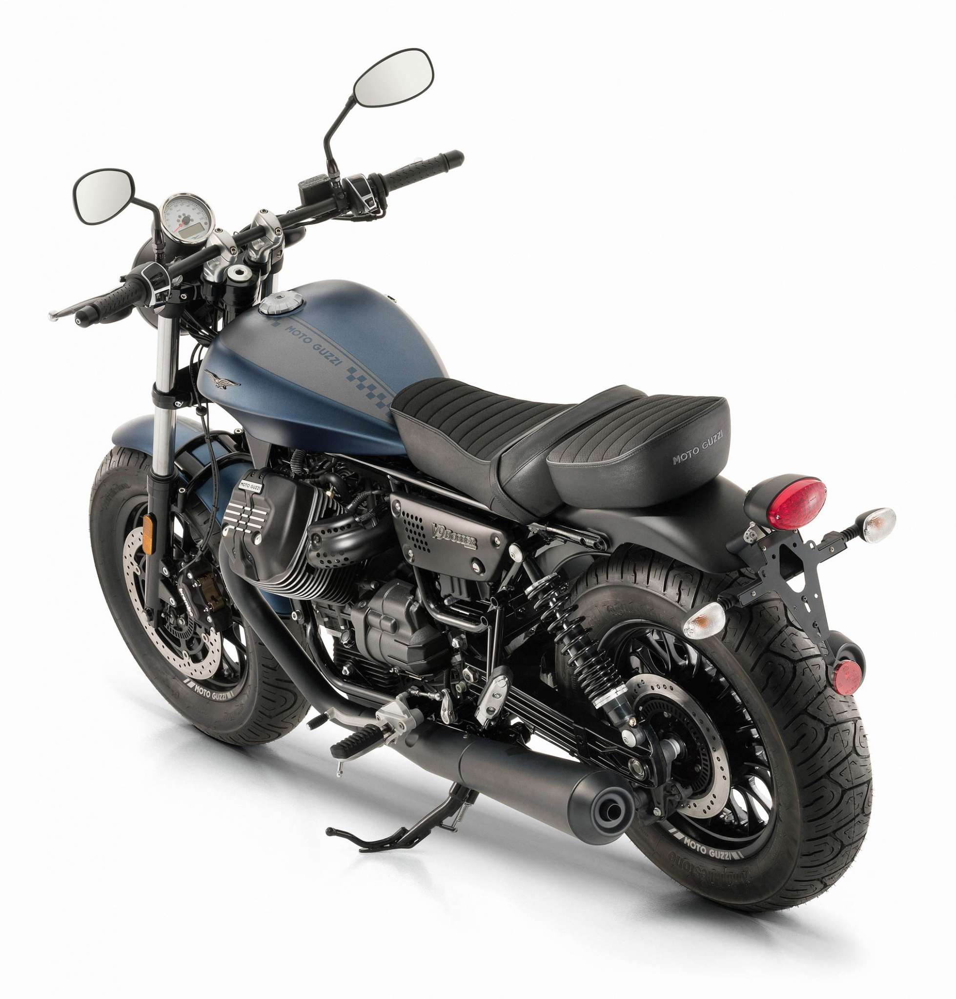 Moto Guzzi v7 III Carbon Dark