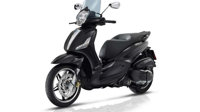 2018-Piaggio-Beverly-350b 2018 Piaggio Beverly 350