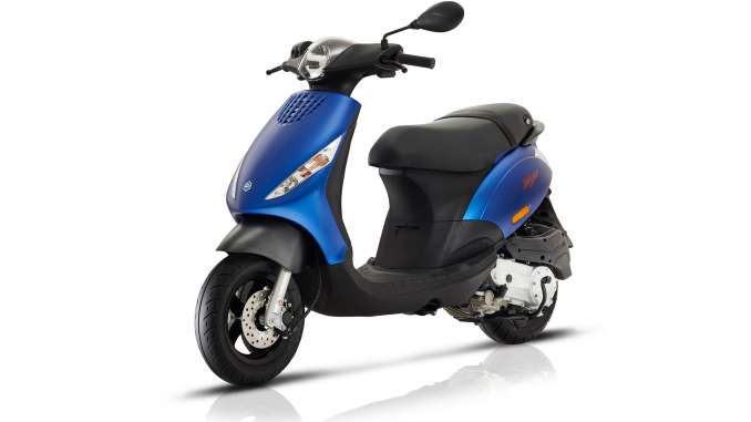 2018-Piaggio-Zip-50-4S2 2018 Piaggio Zip 50 4S