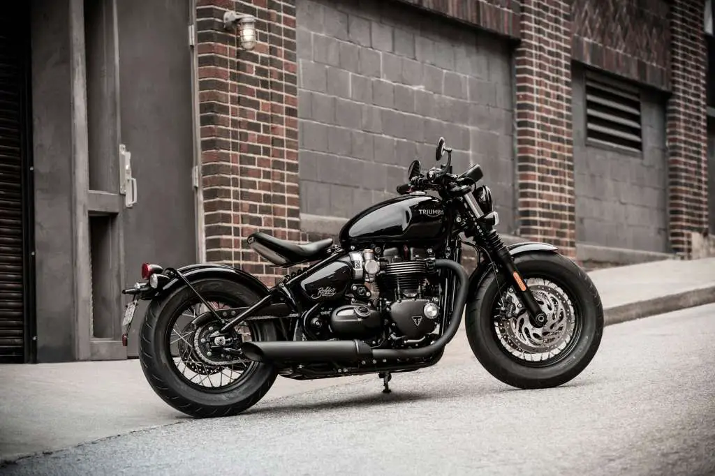 2018 Triumph Bonneville Bobber Black