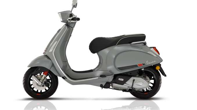 2018-Vespa-Sprint-125S 2018 Vespa Sprint 125S