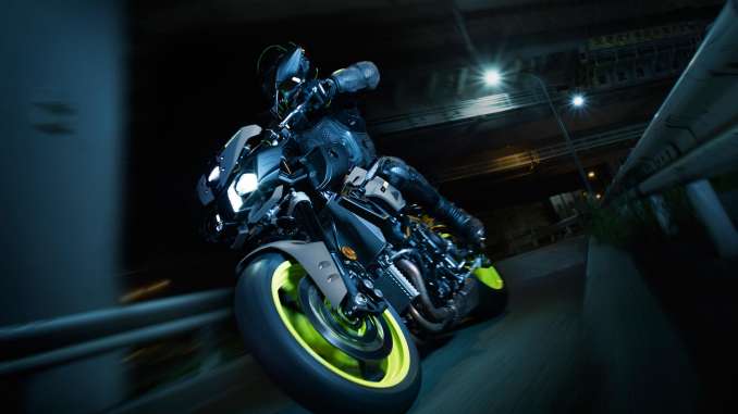 2018-Yamaha-MT-10a 2018 Yamaha MT-10