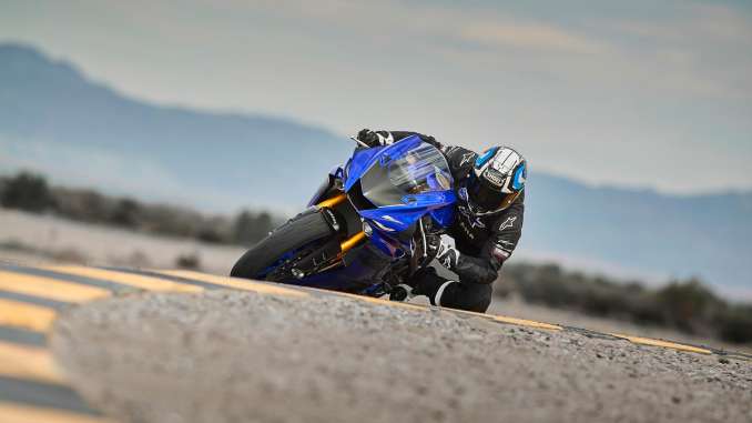 2018-Yamaha-YZF-R6a 2018 Yamaha YZF-R6