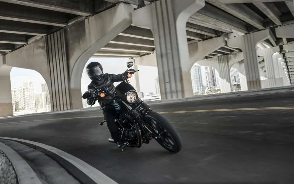 2018-Harley-Davidson-Iron-1200