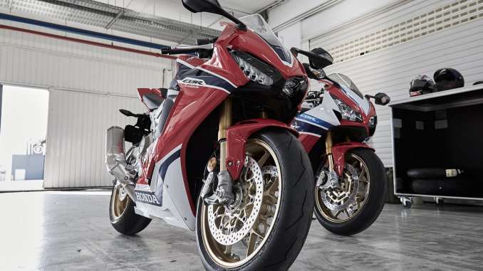 18 Honda Cbr1000rr Sp Review Total Motorcycle