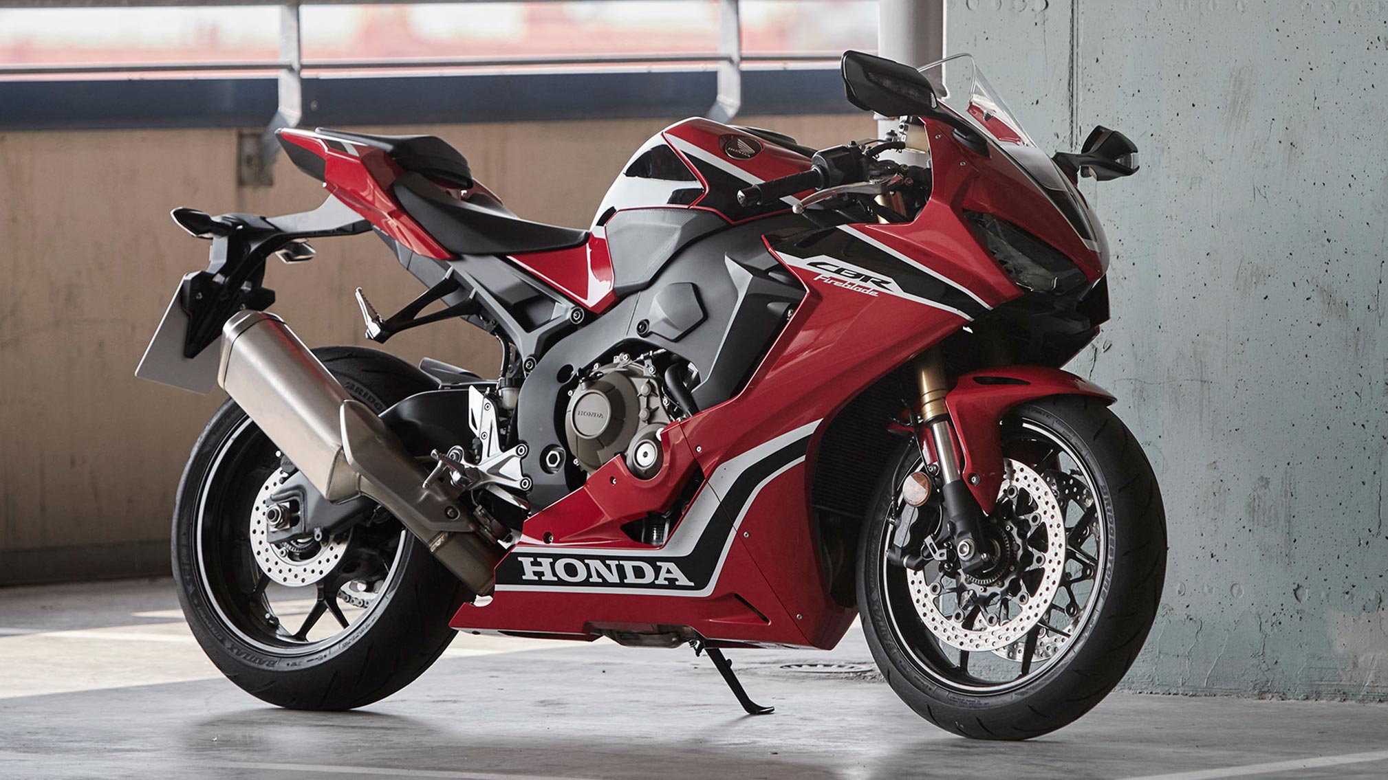 2018 Honda CBR1000RR Review • Total Motorcycle