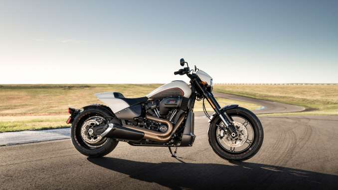 2019-Harley-Davidson-FXDR-114a 2019 Harley-Davidson FXDR 114