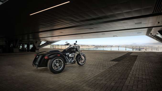 2019-Harley-Davidson-Freewheeler1 2019 Harley-Davidson Freewheeler
