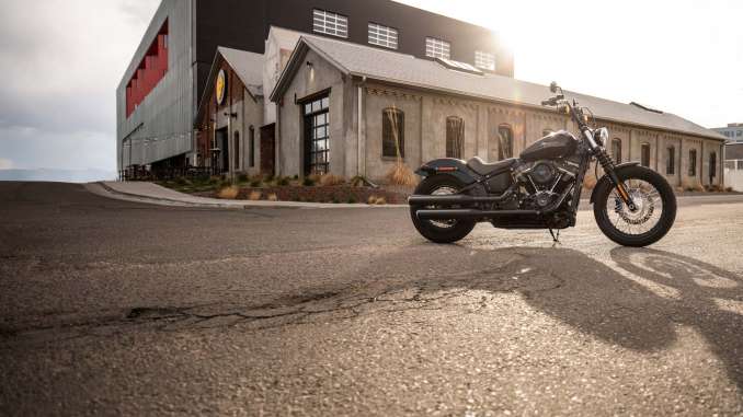 2019-Harley-Davidson-Street-Bob1 2019 Harley-Davidson Street Bob