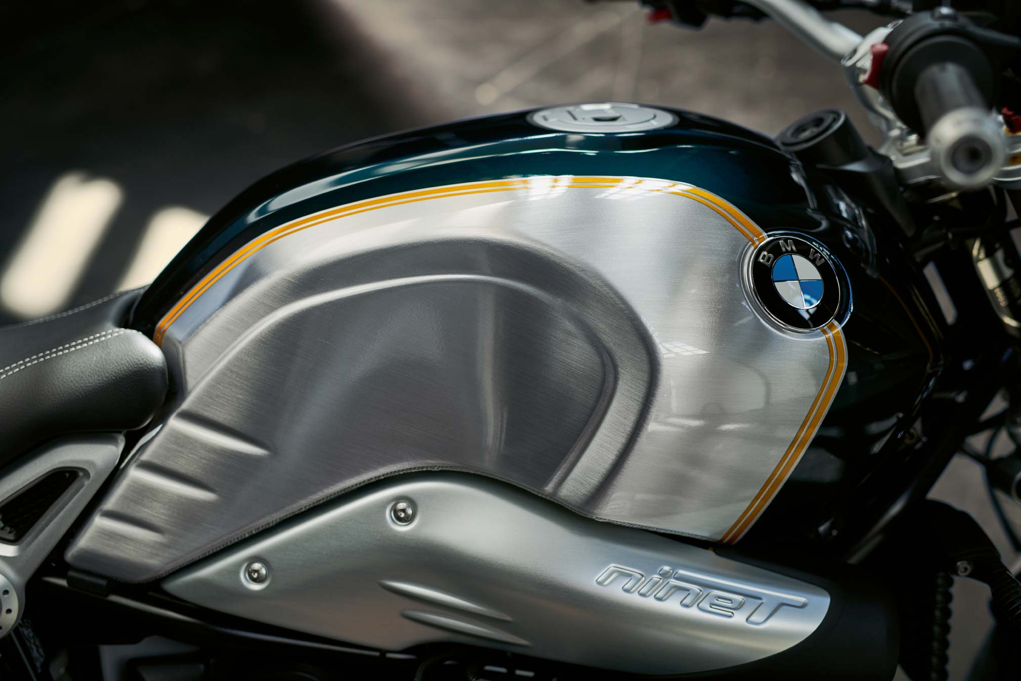 bmw r nine scrambler 2019