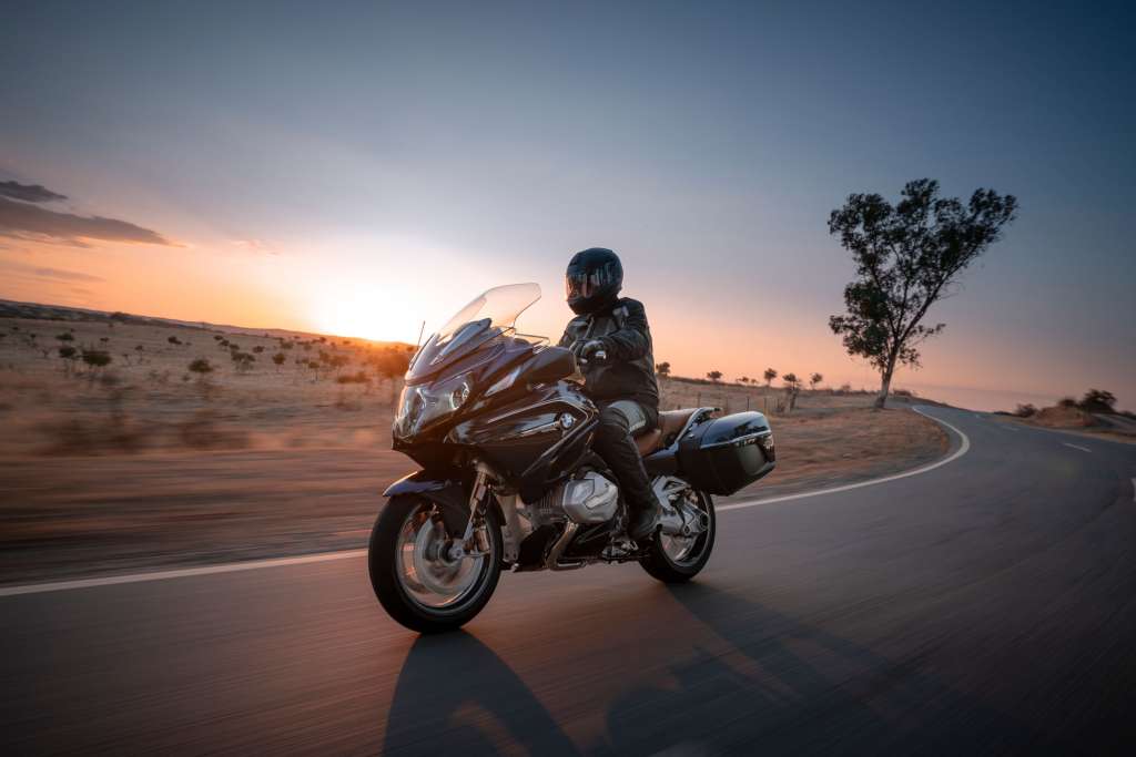 2019 BMW R1250RT Guide • TotalMotorcycle
