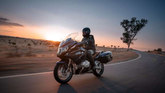 2019-BMW-R1250RT1 2019 BMW R1250RT