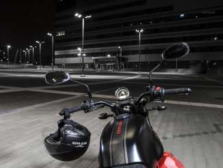 2019 Moto Guzzi V7 III Carbon Dark