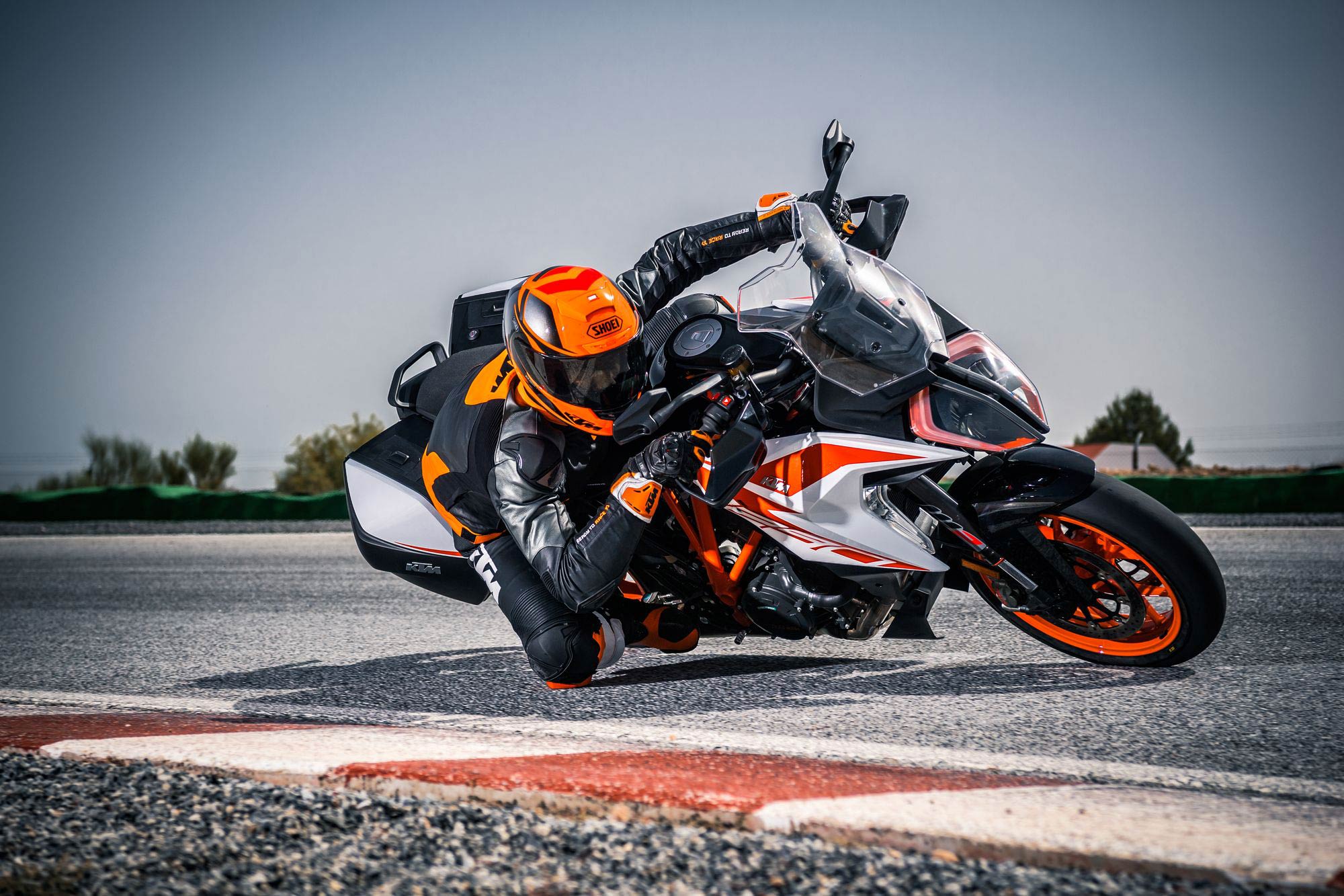 Test KTM 1290 Super Duke GT