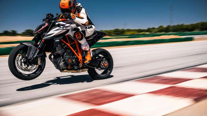 2019-KTM-1290-Super-Duke-R1 2019 KTM 1290 Super Duke R