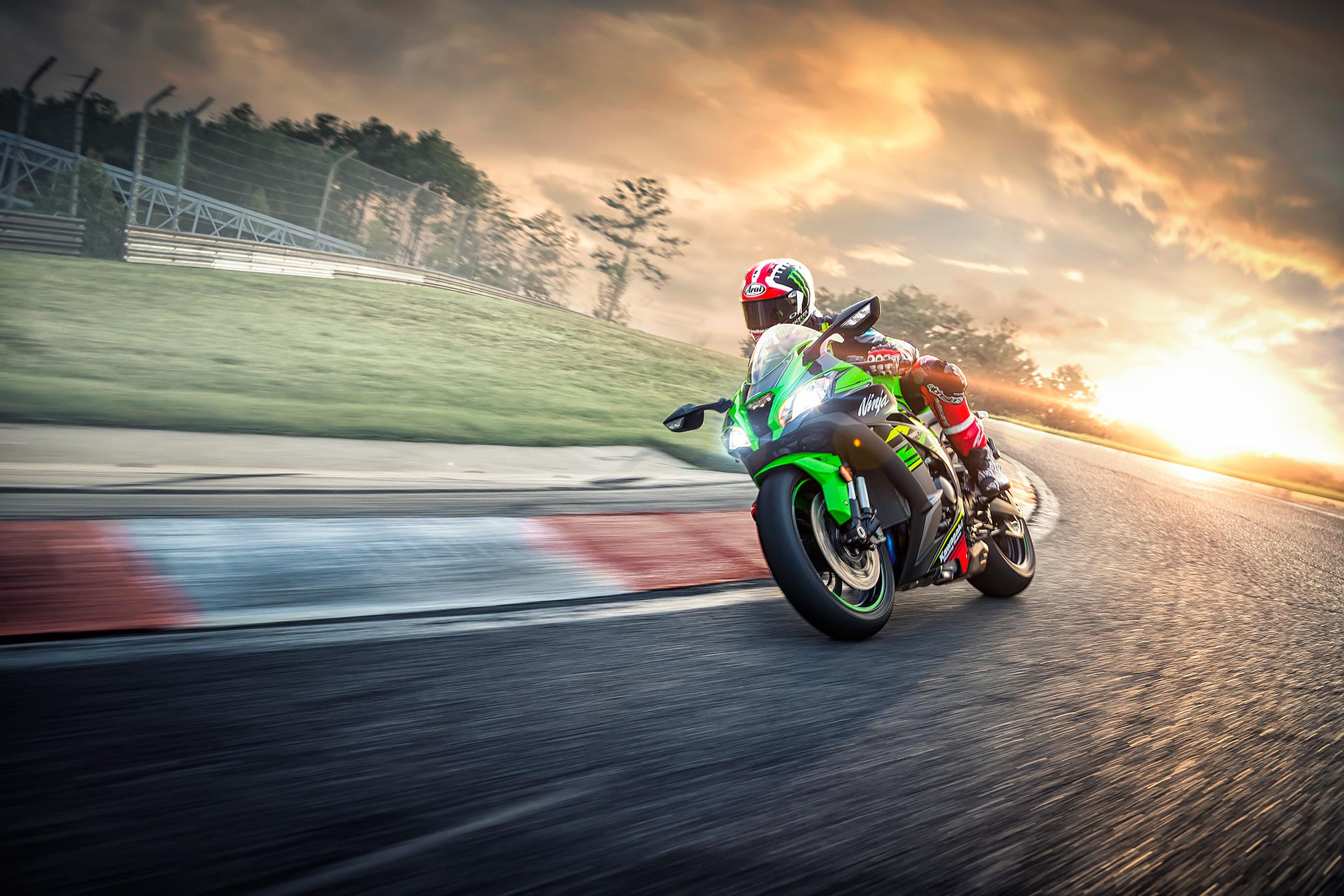 2019 ZX-10R KRT Guide • Motorcycle