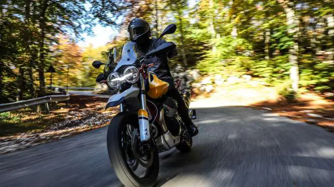 2019-Moto-Guzzi-V85-TT6 2019 Moto Guzzi V85 TT