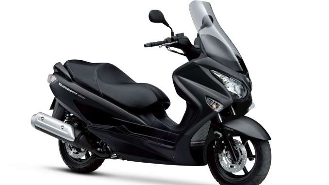 2019-Suzuki-Burgman-200-ABS2 2019 Suzuki Burgman 200 ABS