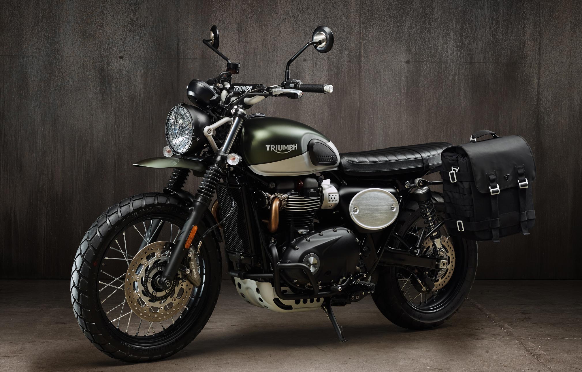 2019-Triumph-Street-Scrambler3.jpg