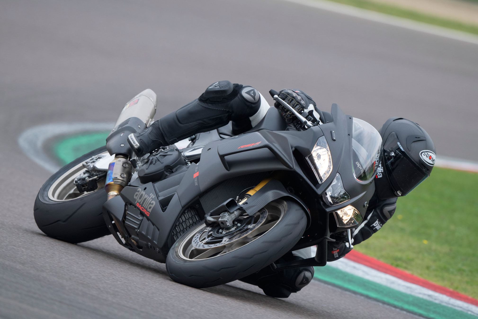 2019 rsv4 factory
