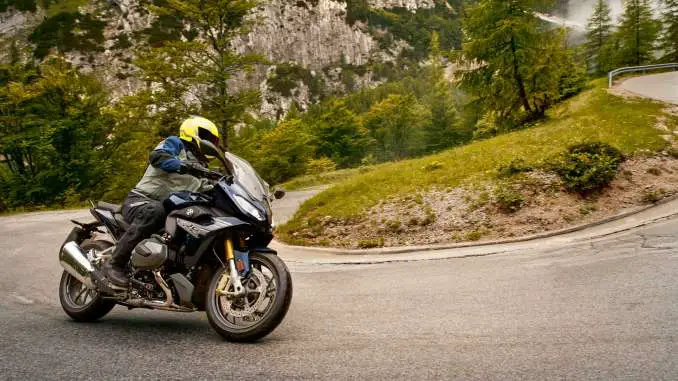 2019-BMW-R1250RS1 2019 BMW R1250RS