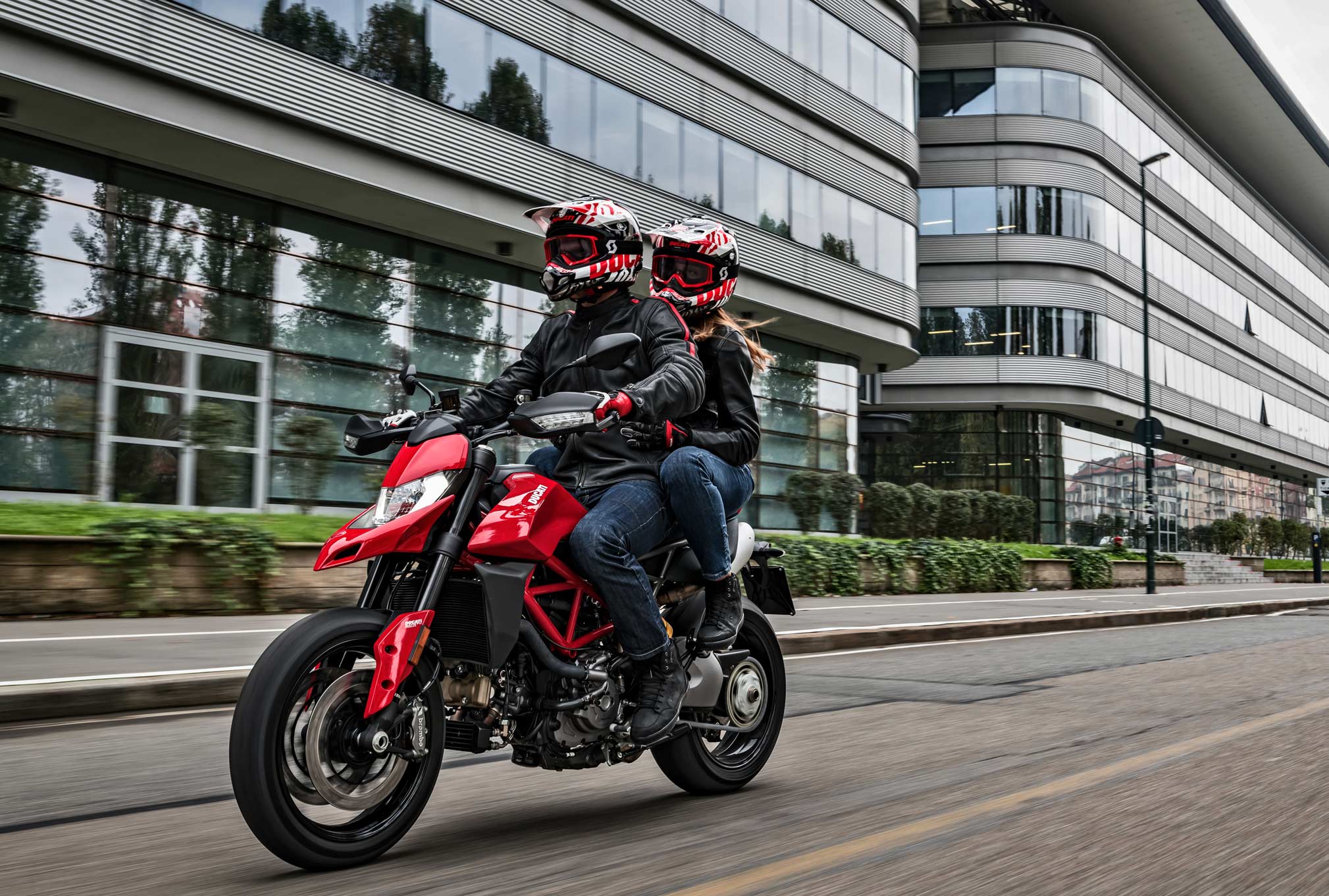2019 Ducati Hypermotard 950 Guide Total Motorcycle
