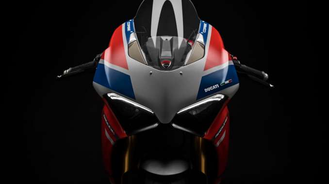 2019-Ducati-Panigale-V4S-Course2 2019 Ducati Panigale V4S Course