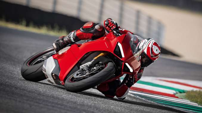 2019-Ducati-Panigale-V4S4 2019 Ducati Panigale V4S