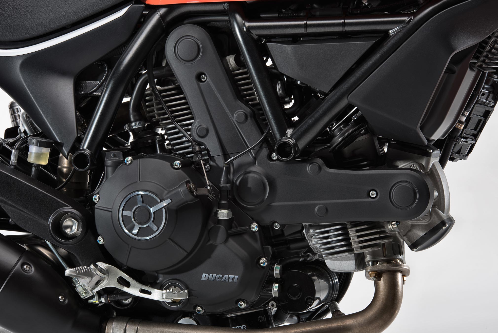 ducati scrambler oil capacity