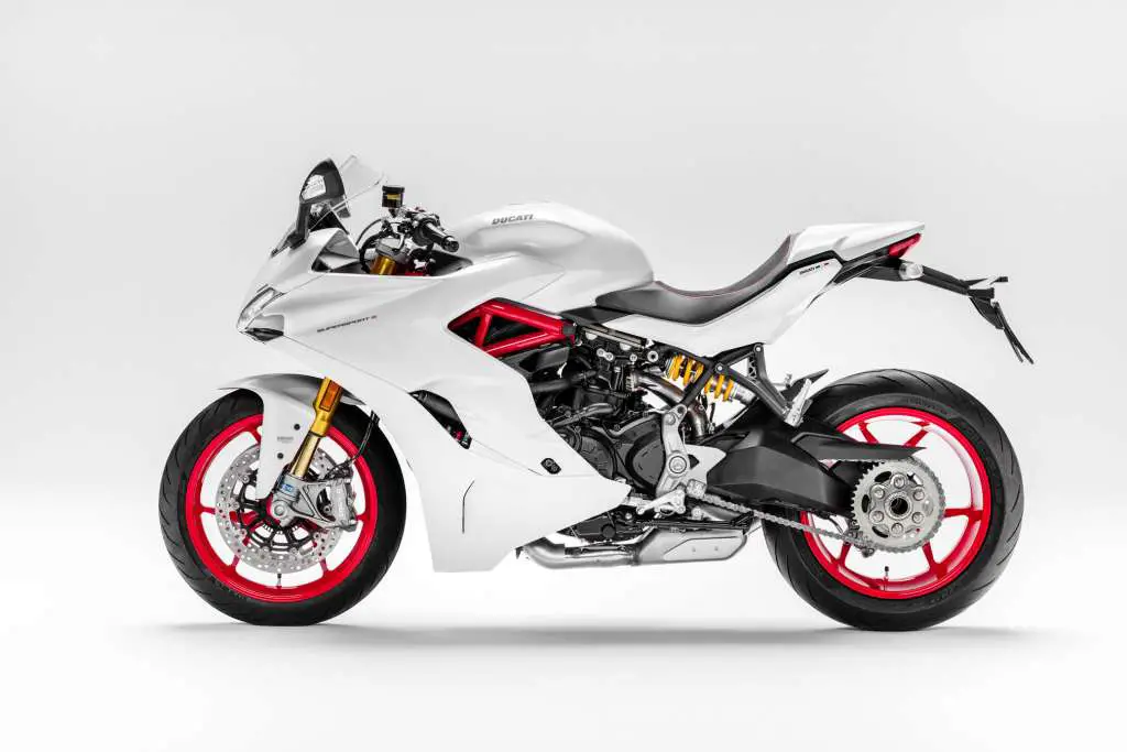 2019 ducati supersport