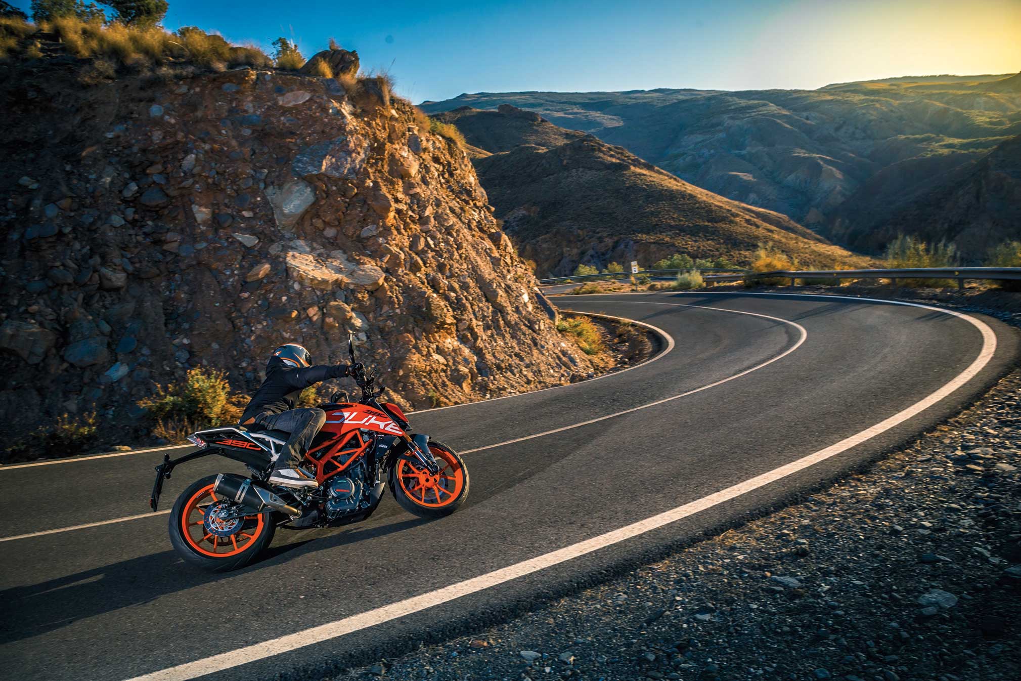 2019 KTM 390 Duke Guide • Total Motorcycle