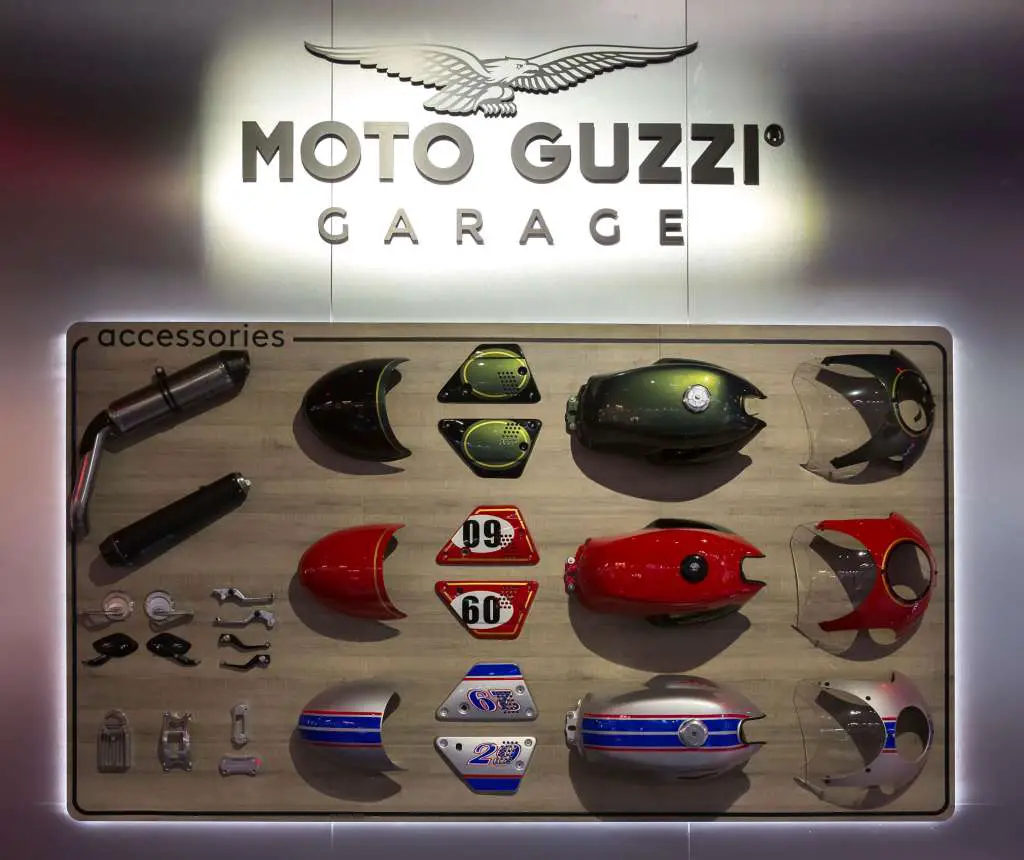 2019-Moto-Guzzi-V7-III-Stripes-Accessories-Kit1-1024x860.jpg