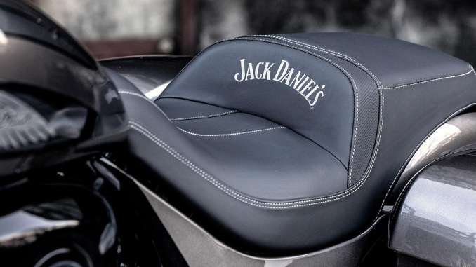 2020-Indian-Springfield-Dark-Horse-Jack-Daniel’s-Limited-Edition4 2020 Indian Springfield Dark Horse Jack Daniel’s Limited Edition