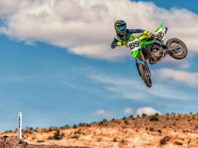 2020 kx100